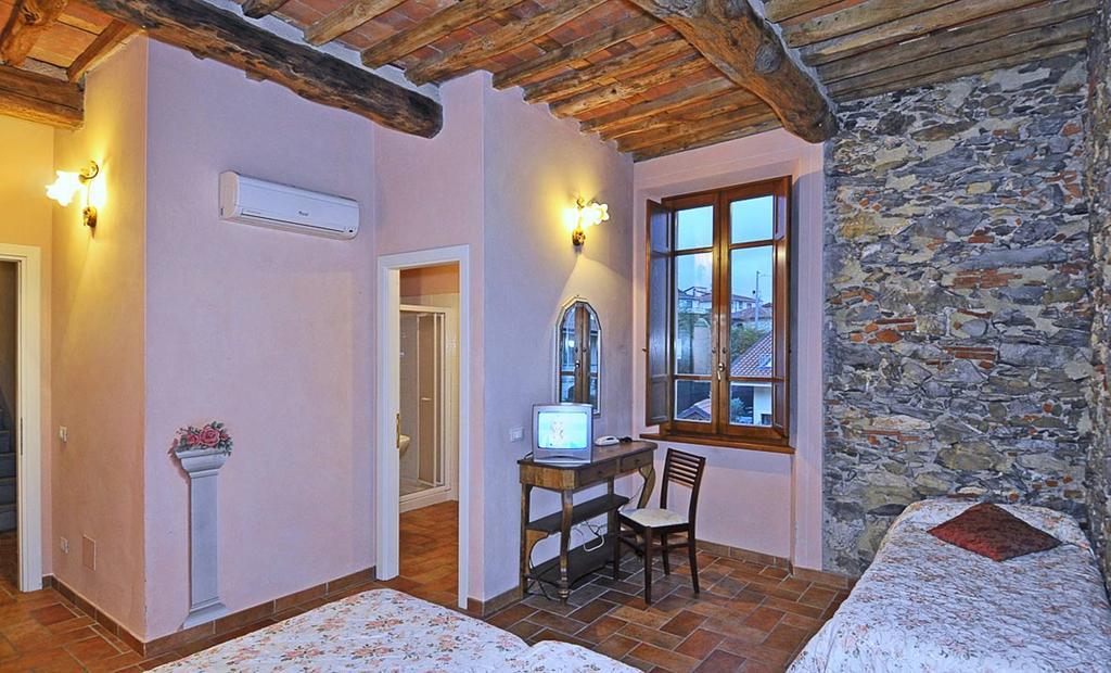 Le Ginestre B & B Massarosa Bilik gambar