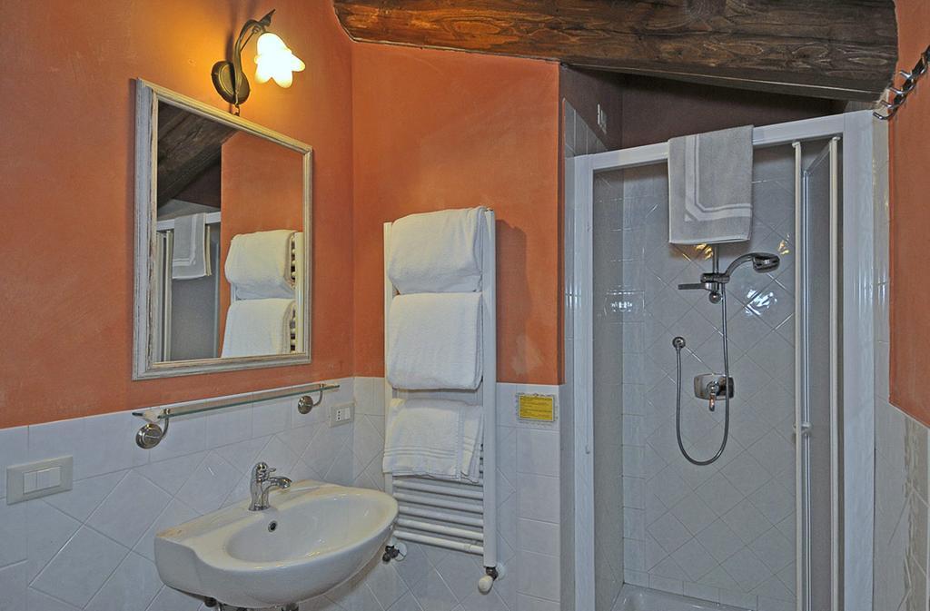 Le Ginestre B & B Massarosa Bilik gambar